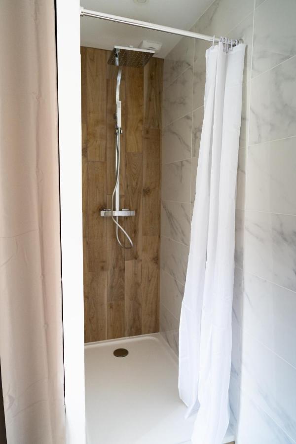 Appartement Cosy Avec Parking Prive A Saumur Buitenkant foto